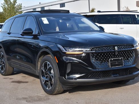 New 2026 Lincoln Nautilus Premier w/ Equipment Group 102A image 3