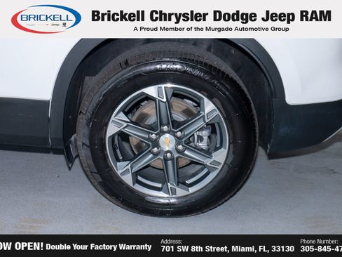 Used 2025 Chevrolet Blazer LT FWD image 38