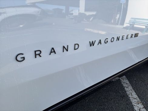 New 2026 Jeep Grand Wagoneer L Limited image 3
