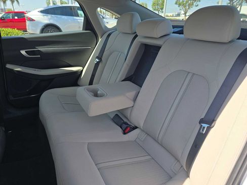 Used 2025 Hyundai Sonata SEL FWD image 17