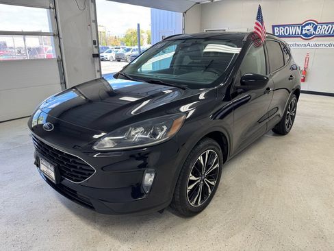 Used 2021 Ford Escape SEL w/ SEL Stealth AWD Package image 2