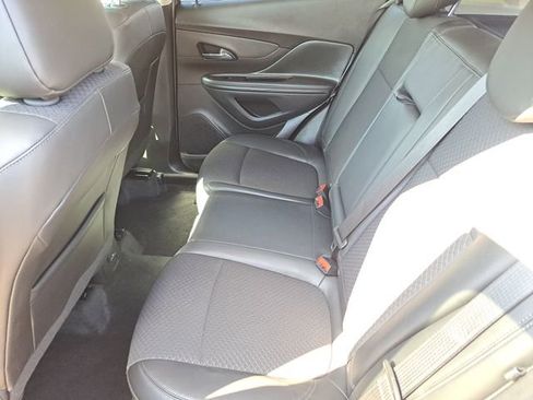 Used 2022 Buick Encore Preferred w/ Safety Package image 10