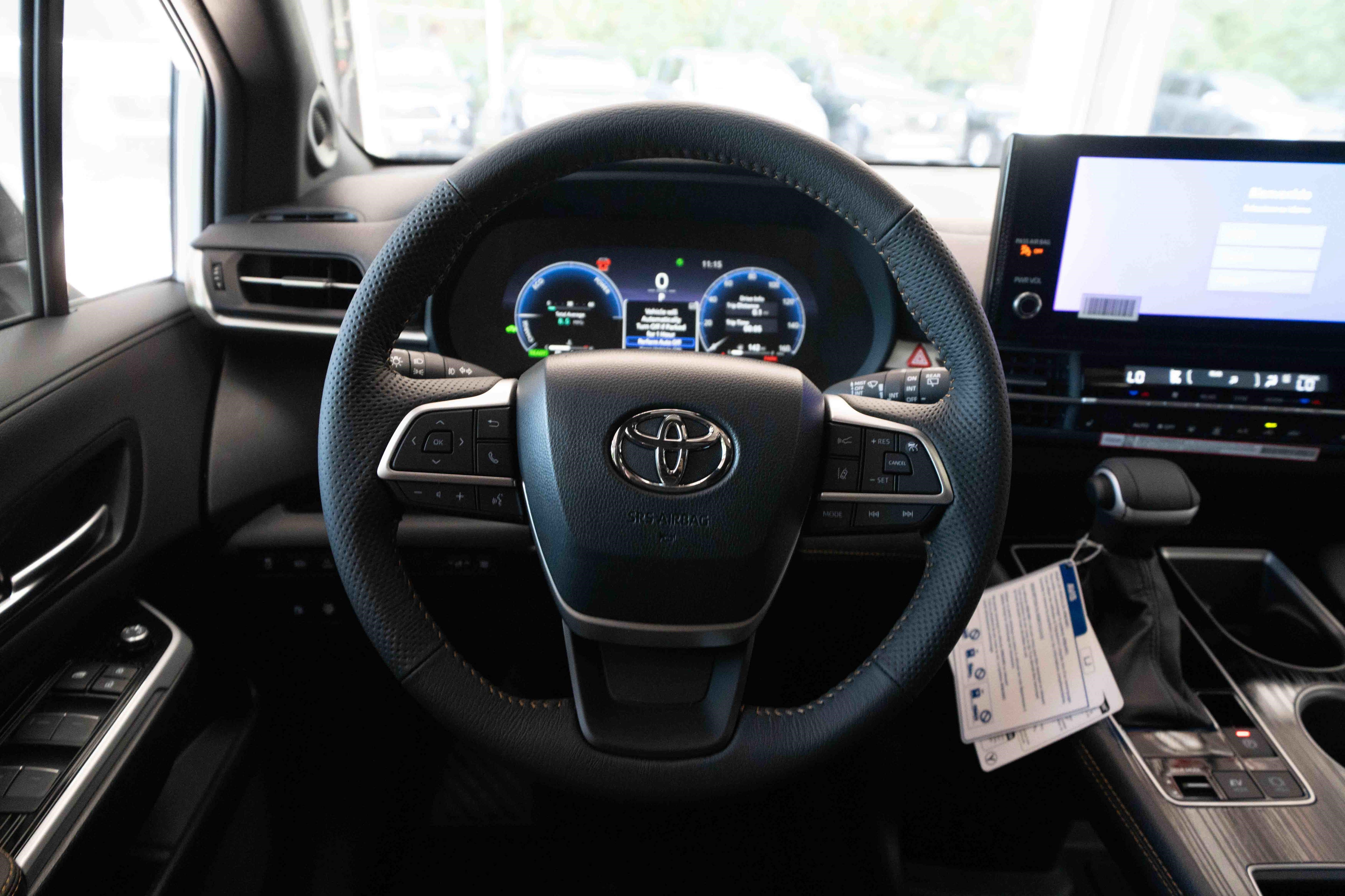 New 2026 Toyota Sienna XLE Woodland Edition AWD/4WD image 21