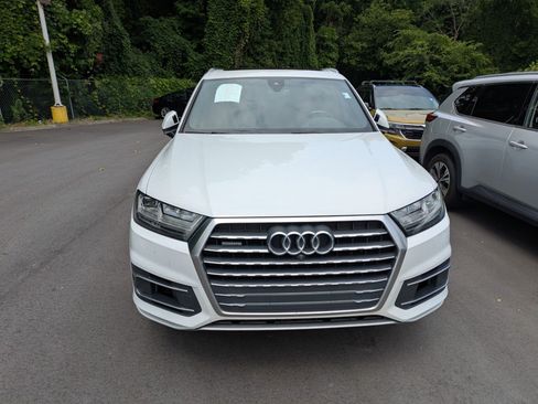 Used 2017 Audi Q7 3.0T Premium Plus w/ Premium Plus Package AWD/4WD image 2