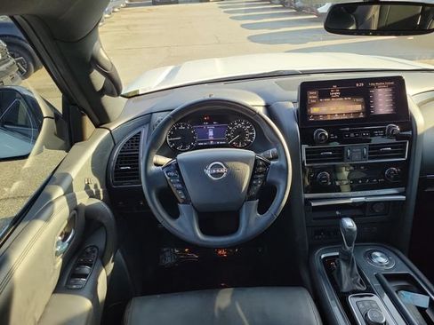 Used 2022 Nissan Armada SL w/ Midnight Edition Package RWD image 11