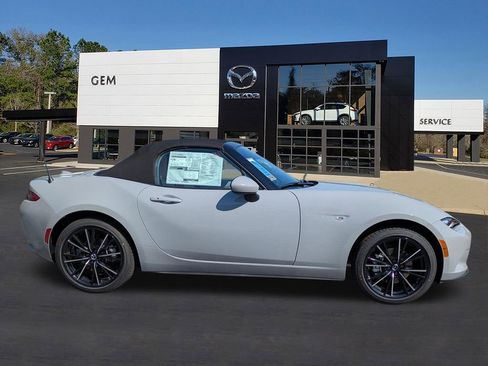 New 2026 MAZDA MX-5 Miata Grand Touring image 11