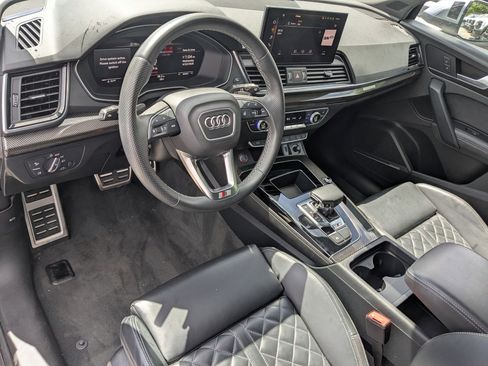 Used 2023 Audi SQ5 Premium Plus w/ Premium Plus Package AWD/4WD image 17