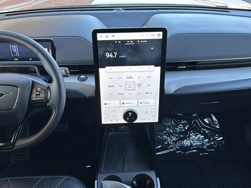 Certified 2022 Ford Mustang Mach-E Select w/ Comfort/Technology Package image 10