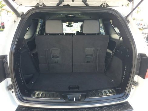 Certified 2022 Dodge Durango R/T w/ Blacktop Package AWD/4WD image 13