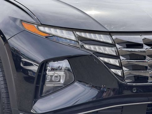 Certified 2023 Hyundai Tucson Limited AWD/4WD image 12