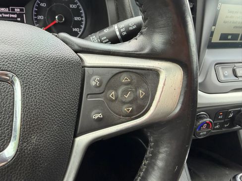 Used 2018 GMC Acadia SLE AWD/4WD image 14