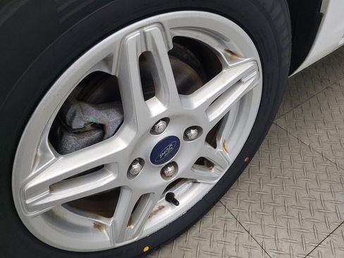 Used 2017 Ford Fiesta SE image 31