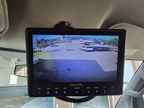 Used 2018 Chevrolet Express 3500 w/ Power Convenience Package RWD image 25