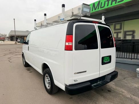 Used 2019 Chevrolet Express 2500 w/ Driver Convenience Package image 4