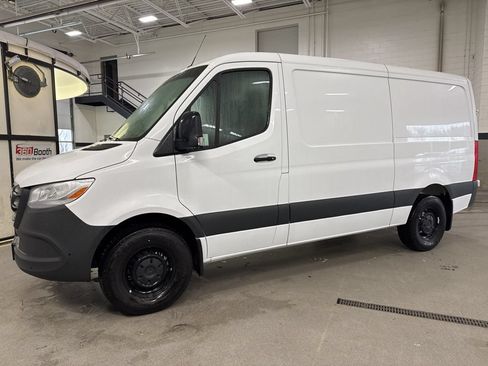 Used 2026 Mercedes-Benz Sprinter 2500 image 1