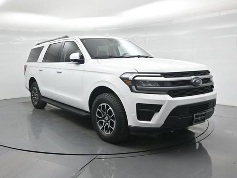 Used 2024 Ford Expedition Max XLT image 57