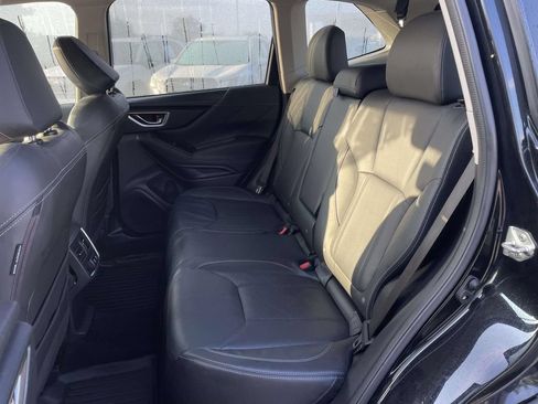 Used 2019 Subaru Forester Limited w/ Popular Package #3 AWD/4WD image 3