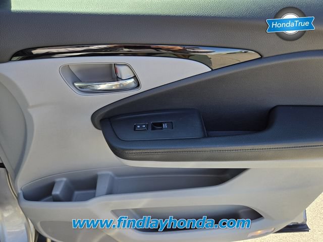 Certified 2017 Honda Pilot Touring image 26