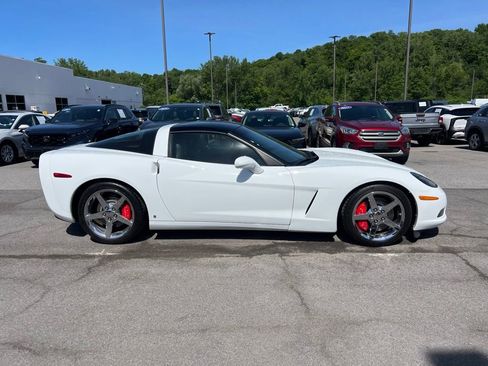 Used 2008 Chevrolet Corvette Coupe w/ Preferred Equipment Group RWD image 6