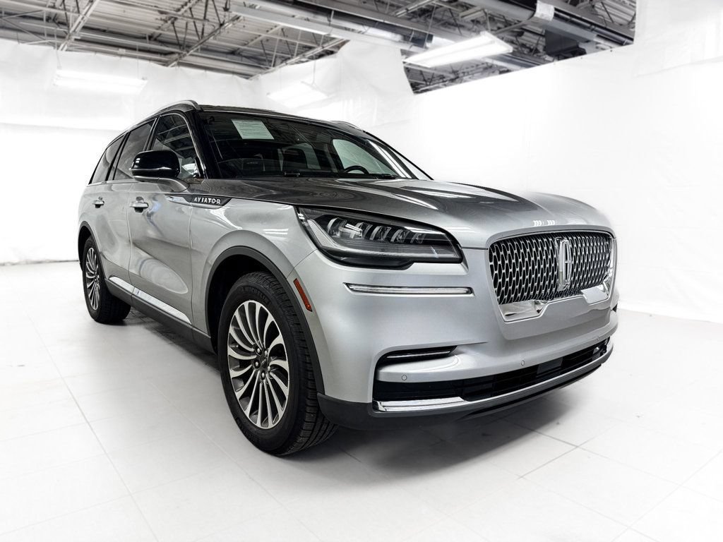 Used 2022 Lincoln Aviator Reserve w/ Elements Package Plus AWD/4WD image 8