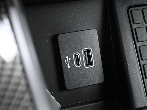 New 2025 Ford F150 Lariat w/ Equipment Group 502A High image 27