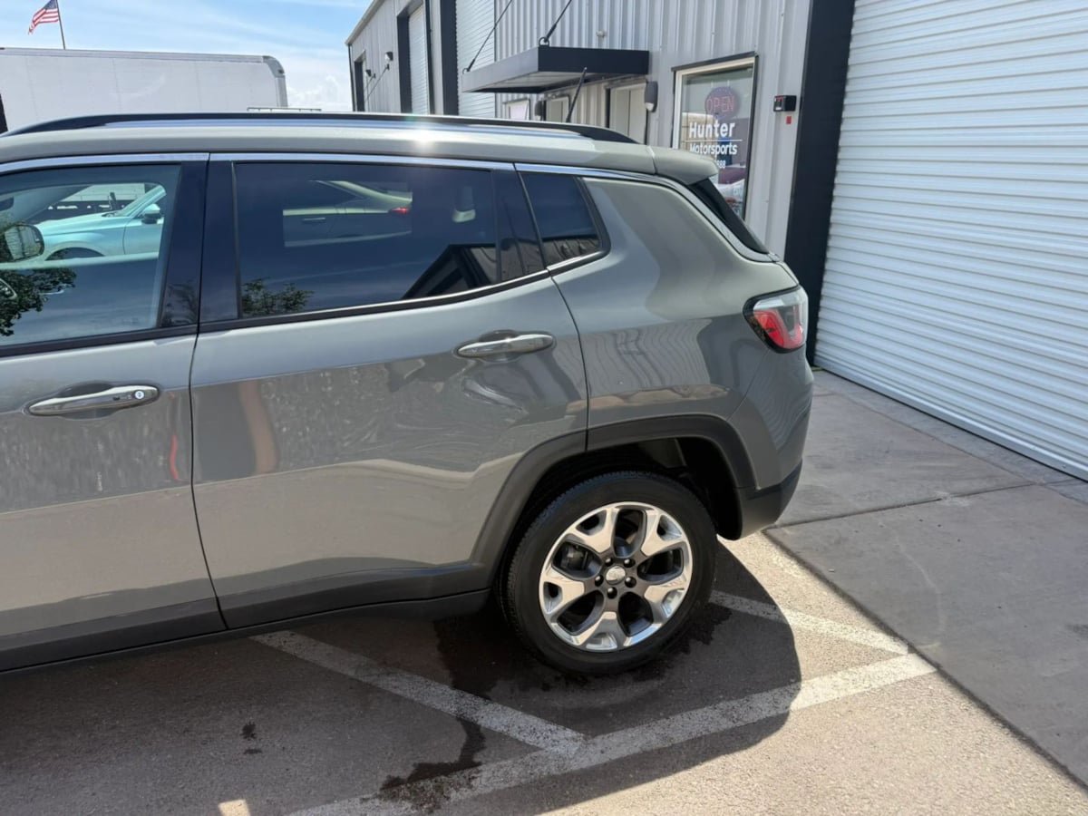 Used 2021 Jeep Compass Limited AWD/4WD image 4