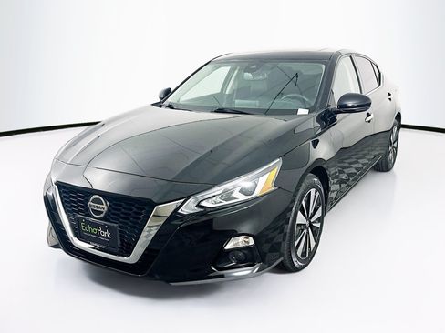 Used 2019 Nissan Altima 2.5 SV AWD/4WD image 3