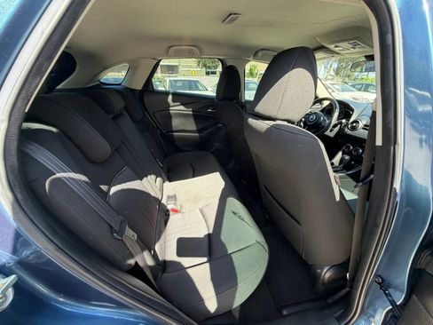Used 2020 MAZDA CX-3 Sport FWD image 11
