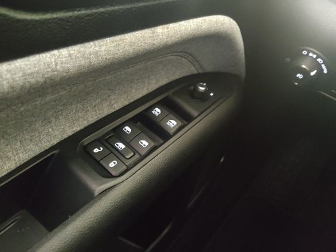 Used 2022 Jeep Compass Latitude AWD/4WD image 27