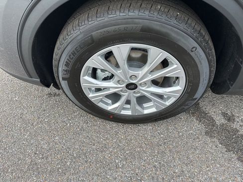 New 2026 Ford Escape Active w/ Cold Weather Package image 9