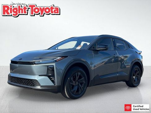 Certified 2026 Toyota C-HR w/ Cold Weather Package AWD/4WD image 1