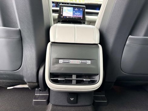 New 2026 Lincoln Nautilus Premier w/ Equipment Group 102A image 16