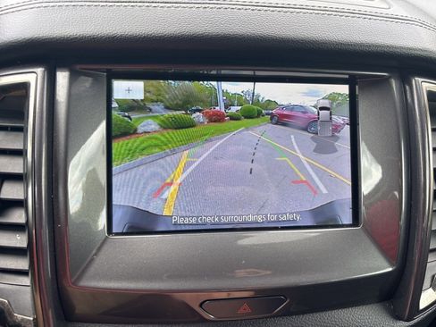 Used 2023 Ford Ranger Lariat w/ FX4 Off-Road Package image 18