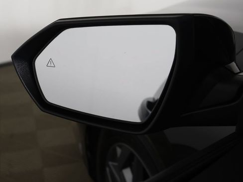 Used 2024 Hyundai Elantra SEL FWD image 31