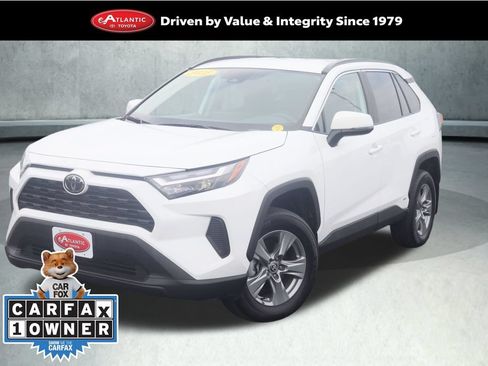 Used 2025 Toyota RAV4 XLE w/ Weather Package AWD/4WD image 1