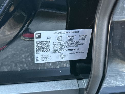 New 2026 Chevrolet Suburban LS w/ Max Trailering Package image 32