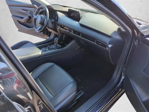 Used 2024 MAZDA MAZDA3 s image 19