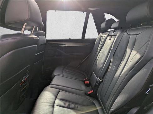 Used 2018 BMW X5 xDrive50i image 19