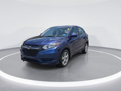 Used 2016 Honda HR-V LX image 3