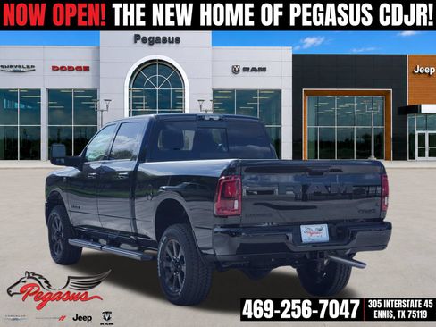 New 2027 RAM 2500 Laramie w/ Night Edition AWD/4WD image 4