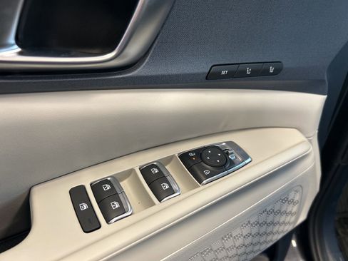 New 2026 Kia Carnival EX FWD image 15