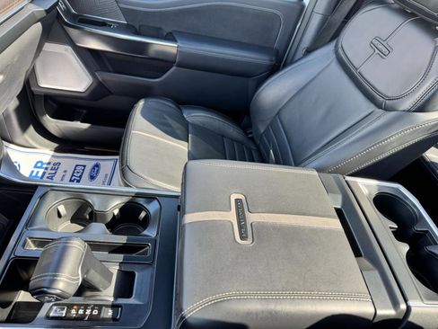Used 2023 Ford F150 Platinum image 22