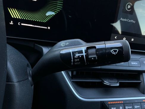 Used 2025 Kia K4 LXS image 37