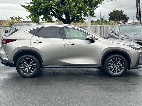 Used 2024 Lexus NX 350 AWD image 3