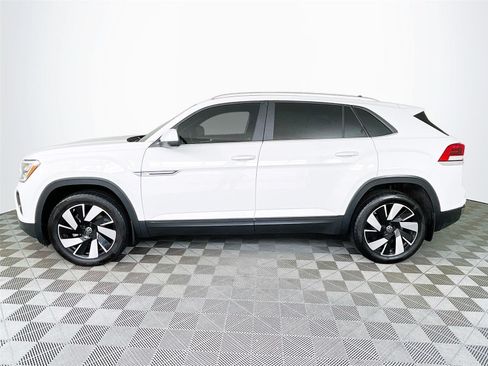 Used 2024 Volkswagen Atlas Cross Sport SE AWD/4WD image 4