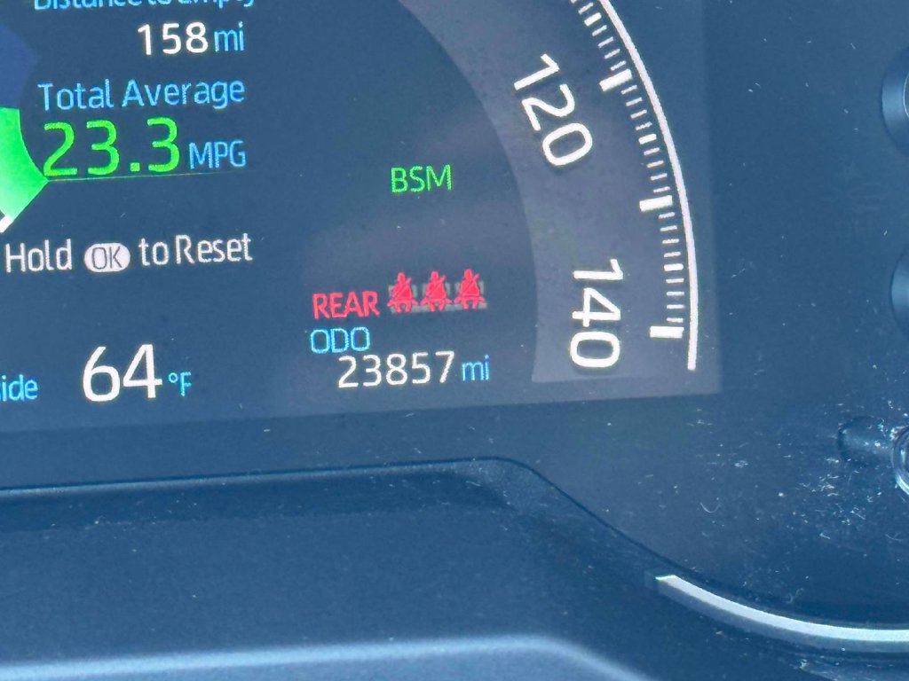 Used 2023 Toyota RAV4 XLE Premium AWD/4WD image 28