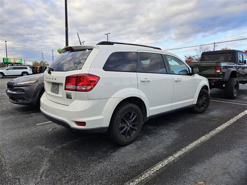 Used 2019 Dodge Journey SE w/ Connectivity Group image 5