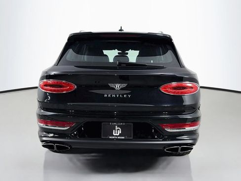 Used 2023 Bentley Bentayga AWD/4WD image 6