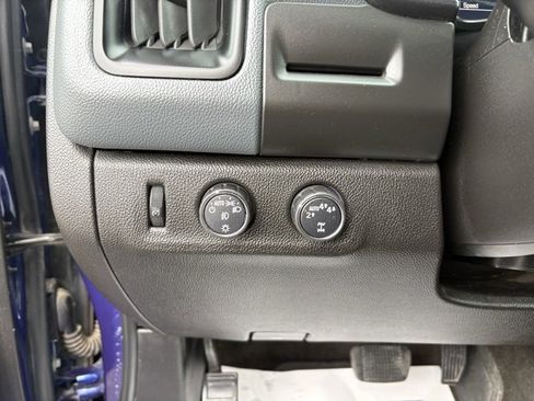 Used 2017 Chevrolet Colorado Z71 image 27