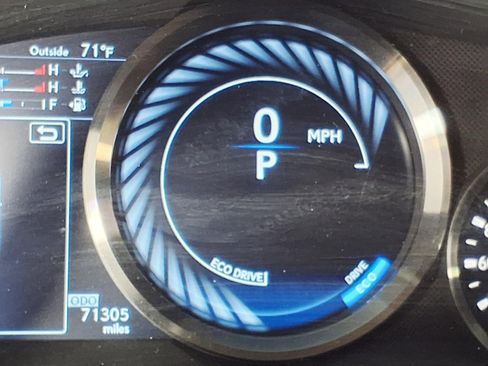 Used 2015 Lexus RC F w/ Premium Package image 20